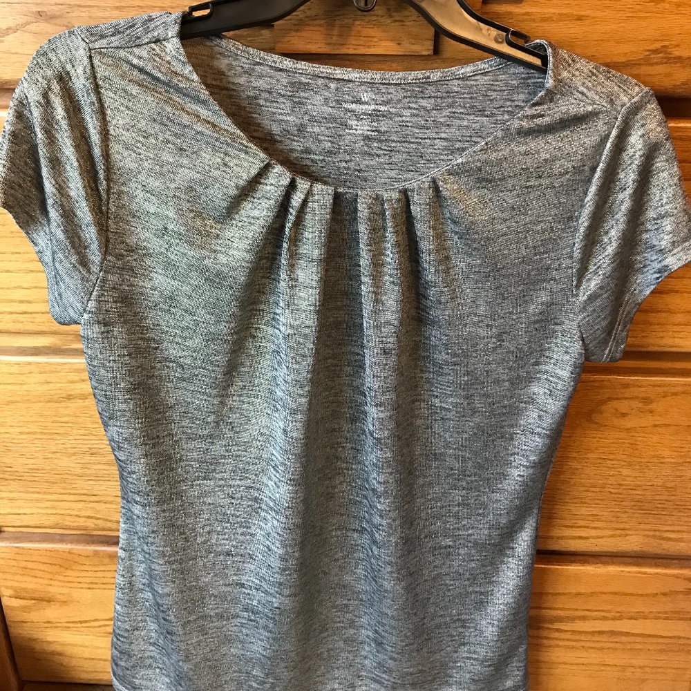 Worthington metallic gold top